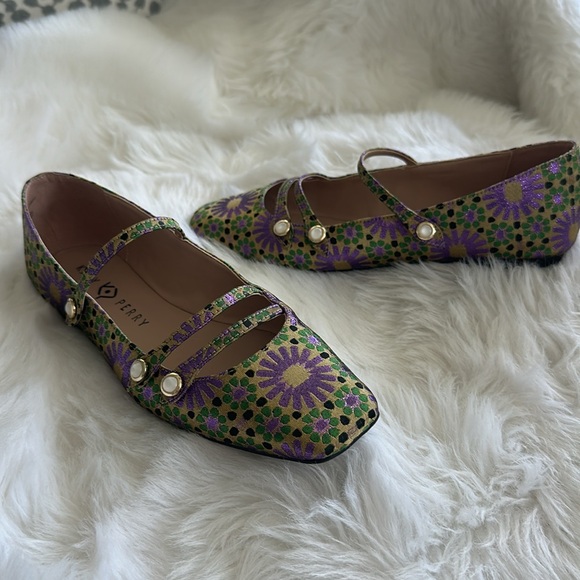 Katy Perry Mary Jane Flats - Picture 5 of 6